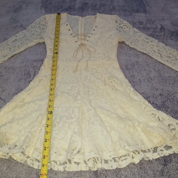 Tobi White Lace Dress XS - Picture 12 of 16
